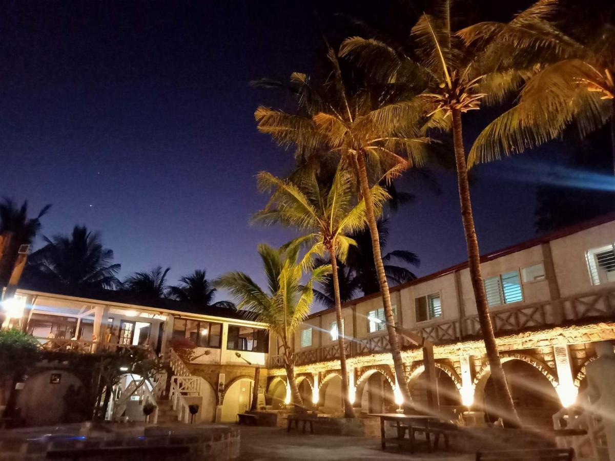 Sunbloom Beachfront Hotel And Restaurant Zambales Sinabacan Екстер'єр фото