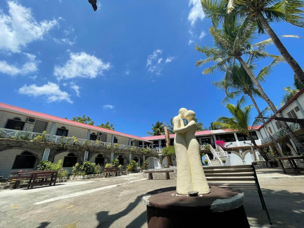 Sunbloom Beachfront Hotel And Restaurant Zambales Sinabacan Екстер'єр фото